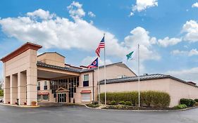 Crowne Plaza Cincinnati Blue Ash 3*